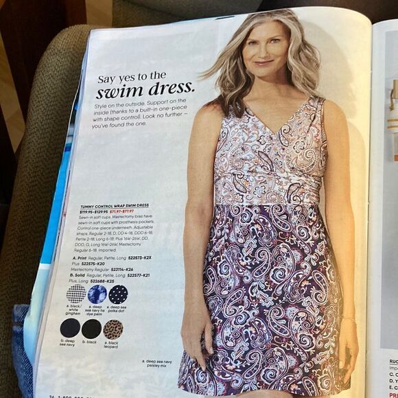Land’s End Plus Size 1 Piece Swimsuit Dress Soft Cup Adjustable Navy Paisley Var - Picture 15 of 17